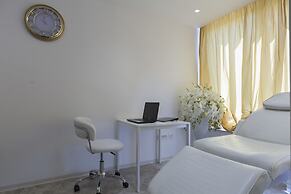 B Gold Luxury Rooms