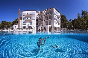 Premantura Resort - Hotel & Restaurant