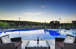Premantura Resort - Hotel & Restaurant