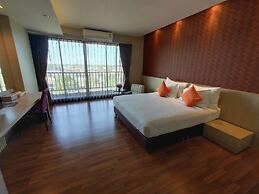 Ton Aoi Grand Hotel