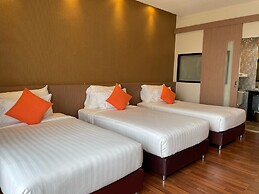 Ton Aoi Grand Hotel