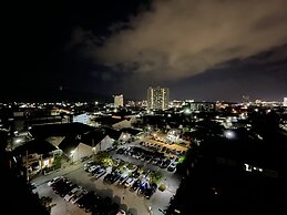 Ton Aoi Grand Hotel