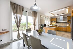 Olala Sea&City View Villa