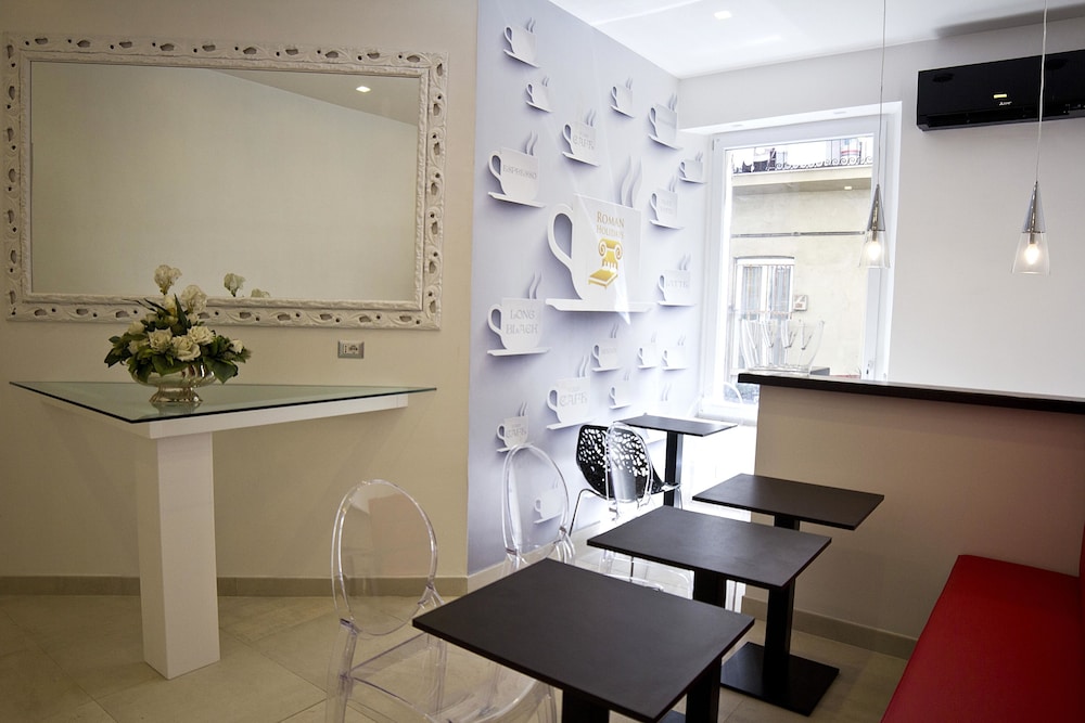 Roman Holidays Boutique Hotel