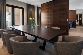 DoubleTree by Hilton La Torre Golf & Spa Resort