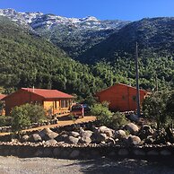 Los Quenes River Lodge