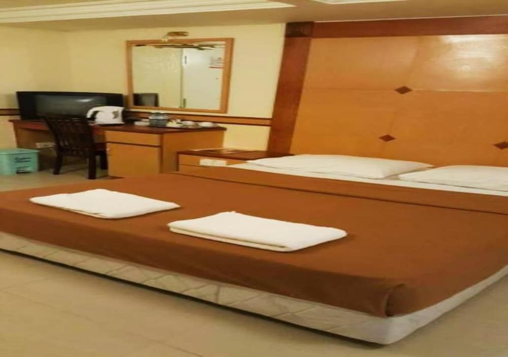 Flora Place Hotel