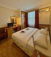 Flora Place Hotel