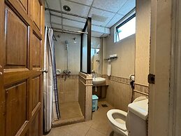 Flora Place Hotel