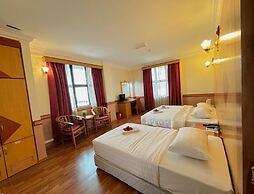 Flora Place Hotel