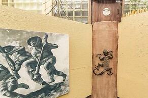 Tahuna Pod Hostel