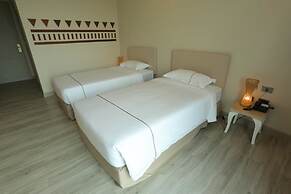 Navela Hotel & Banquet