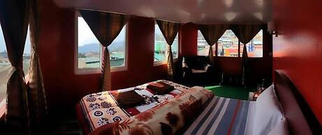 Lama Hotel
