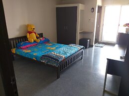 J 168 Living