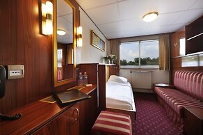 Crossgates Hotelship AltstadtNord - Köln