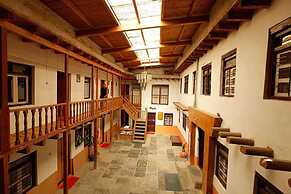 Hotel Om's Home