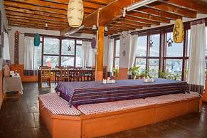 Hotel Om's Home