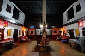 Hotel Om's Home