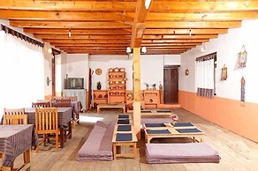 Hotel Om's Home