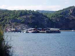 Metin Hotel