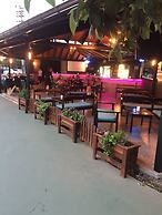 Metin Hotel