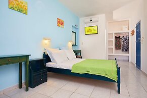Glaros Hotel