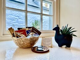 Castle Cottage Inn