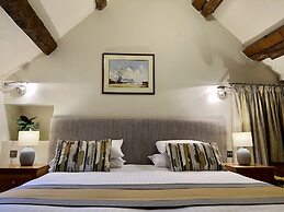 Castle Cottage Inn
