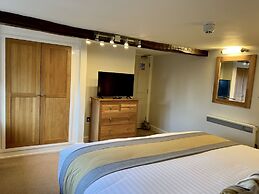 Castle Cottage Inn