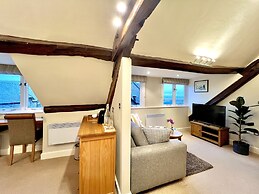 Castle Cottage Inn