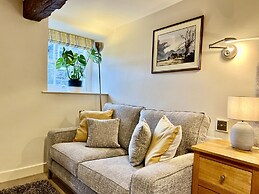Castle Cottage Inn