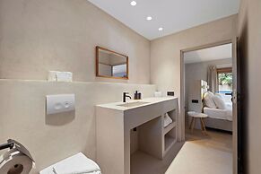 Sorobon Luxury Beach Resort