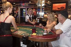Skyline Hotel & Casino