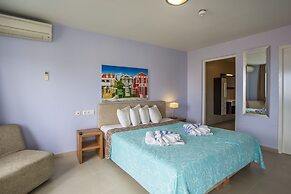 Blue Bay Apartments