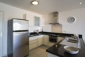 Blue Bay Apartments