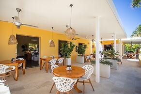 Blue Bay Apartments