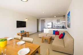 Blue Bay Apartments