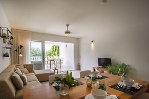 Blue Bay Apartments