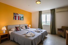 Blue Bay Apartments