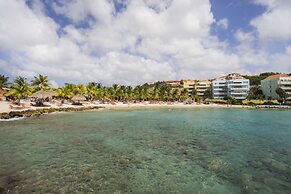 Blue Bay Apartments
