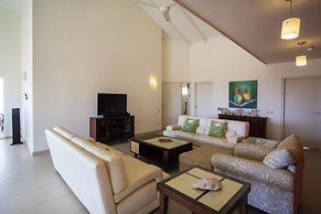 Blue Bay Apartments