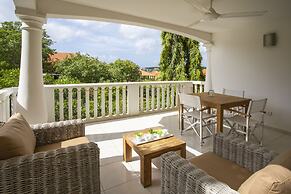 Blue Bay Apartments