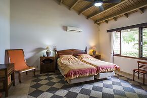 Blue Bay Bungalows