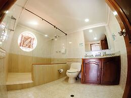 Koray Hotel