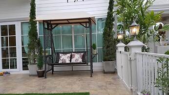 Vanida Antique Home