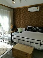 Vanida Antique Home