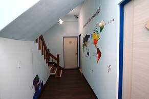 Wm & S - Hostel