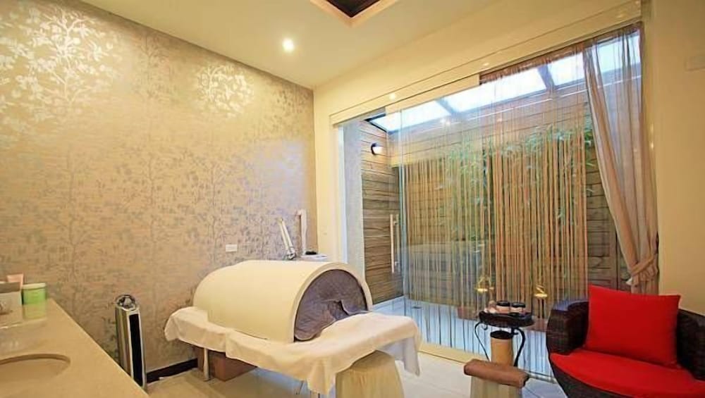 zstar B&B