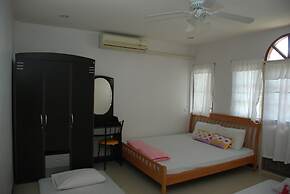 Baan Khun Nong