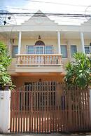 Baan Khun Nong